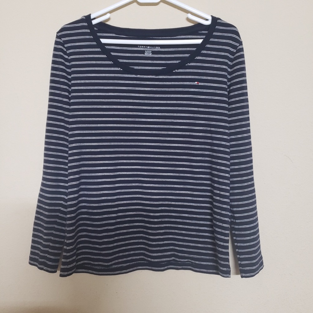3/$15 Tommy Hilfiger Stripped Size XL